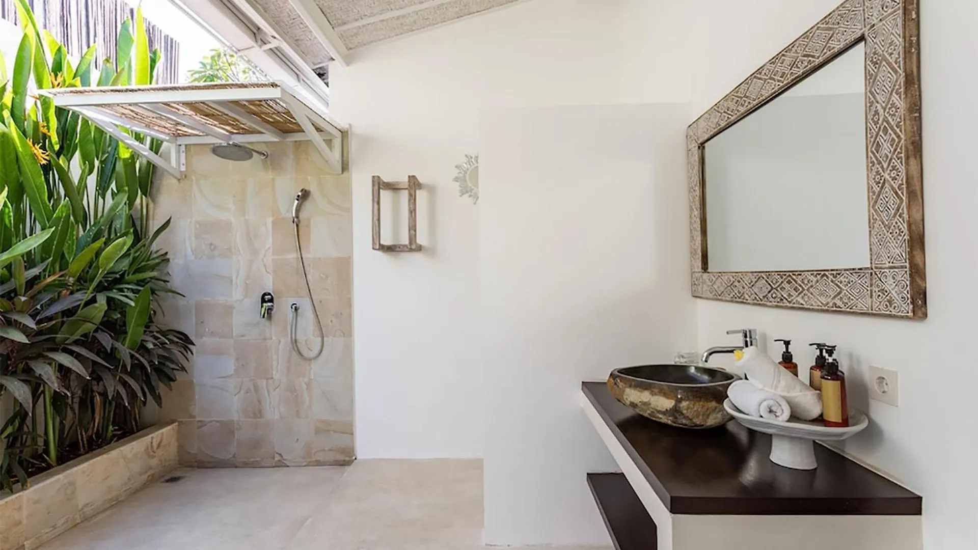 Villa Tabatha By Optimum Bali Villas Canggu Ινδονησία