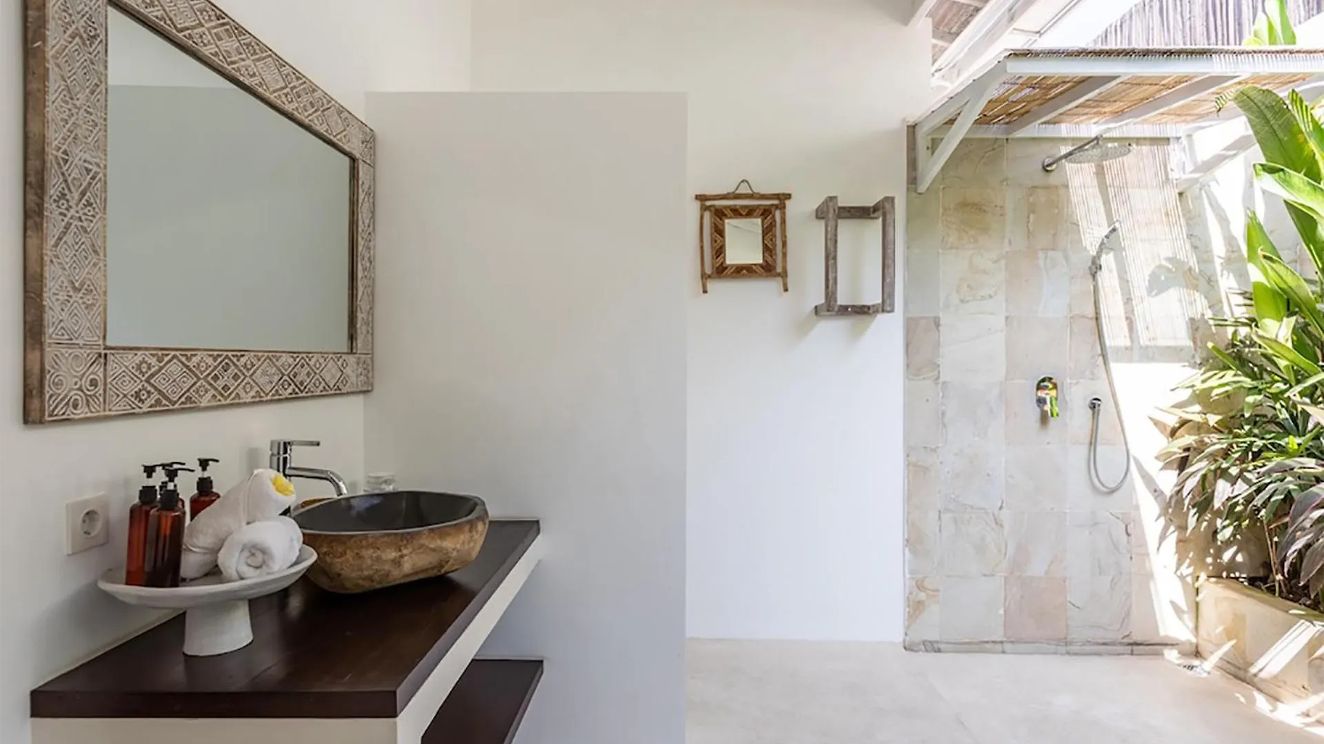 Villa Tabatha By Optimum Bali Villas Canggu   Canggu (Bali)