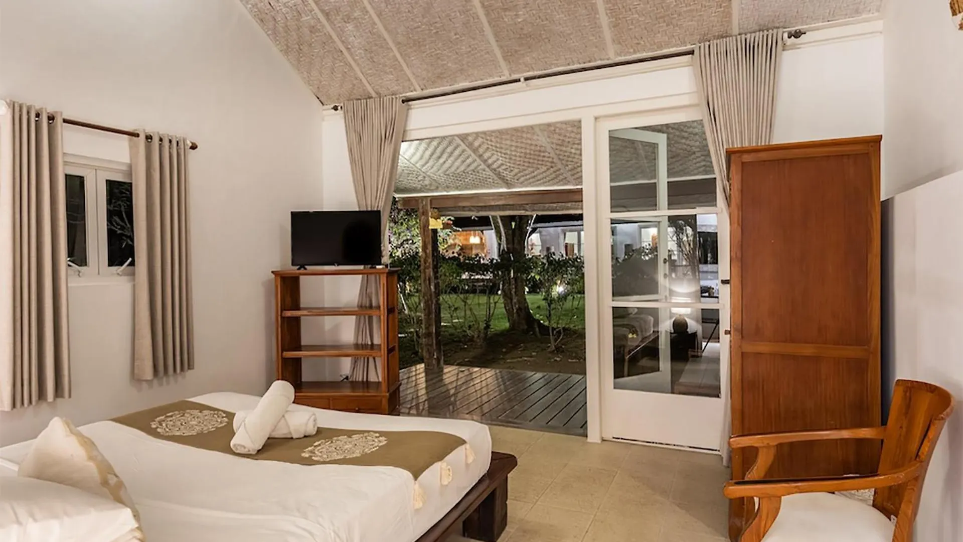 Villa Tabatha By Optimum Bali Villas Canggu  Canggu (Bali)